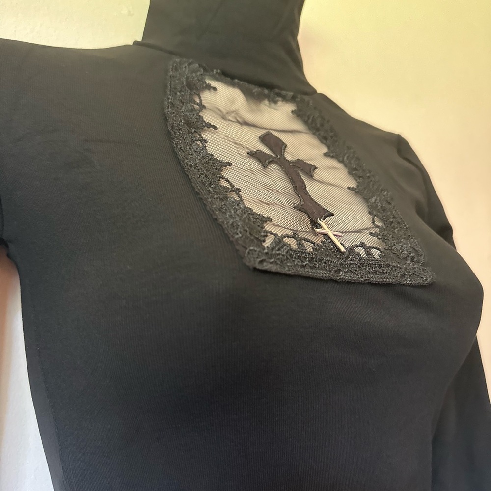 Elegant Black Lace Detail Women's Top Goth Gothic - Picture 14 of 16